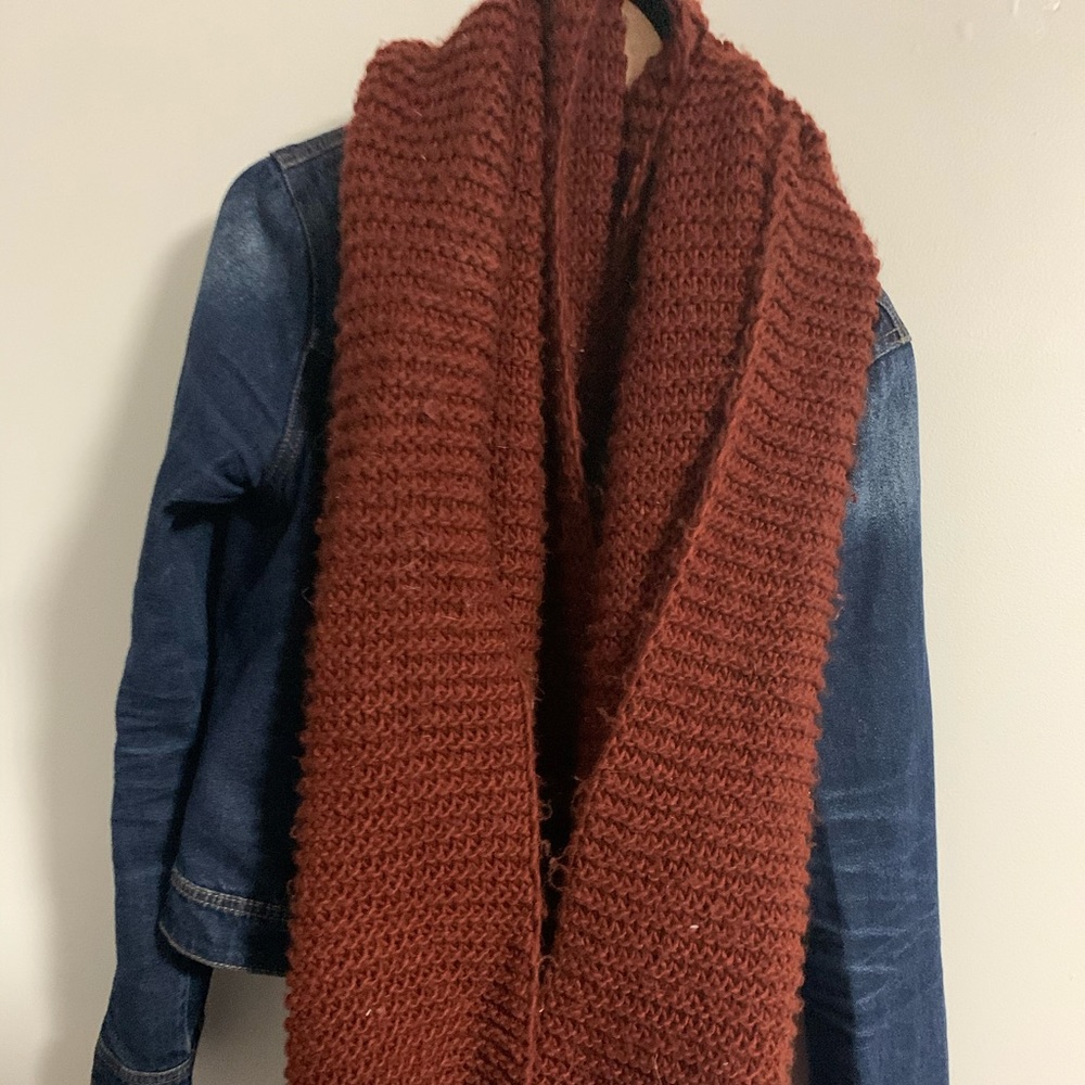 (2for$20) Cozy Mandee Burnt Red Knit Loop Scarf